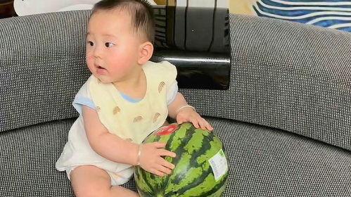 孩子吃瓜吗,解锁夏日亲子欢乐时光